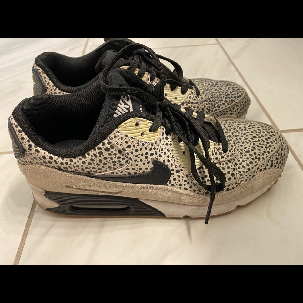 Nike Air Max Black and cream Leopard Shoes